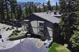 Luxury Condo Steps to Shuttle & 5 min to Village - Image 4