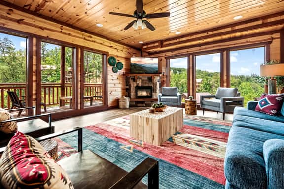 Stellar Cabin for 20: Views, Heated Pool & Theater - Image 4